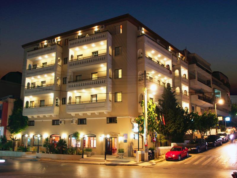 Elina Hotel Apartments