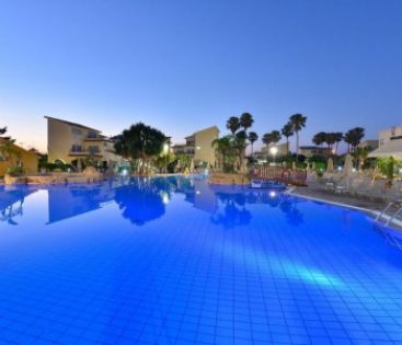 MAKRONISOS HOLIDAY VILLAGE