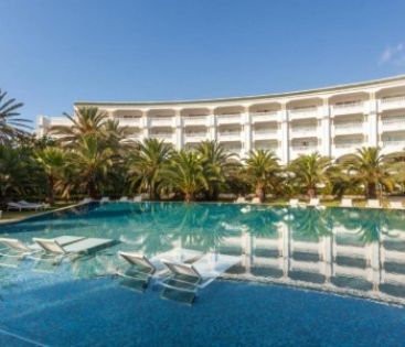 TUI Blue Oceana Suites