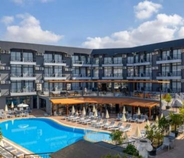 CLOVER MAGIC PARK SIDE HOTEL